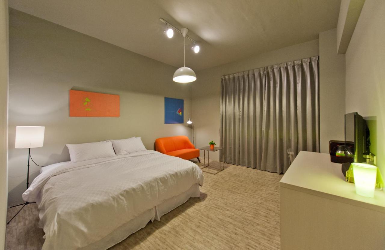 Leo 111/Arena Ruifeng Hotel Kaohsiung Buitenkant foto