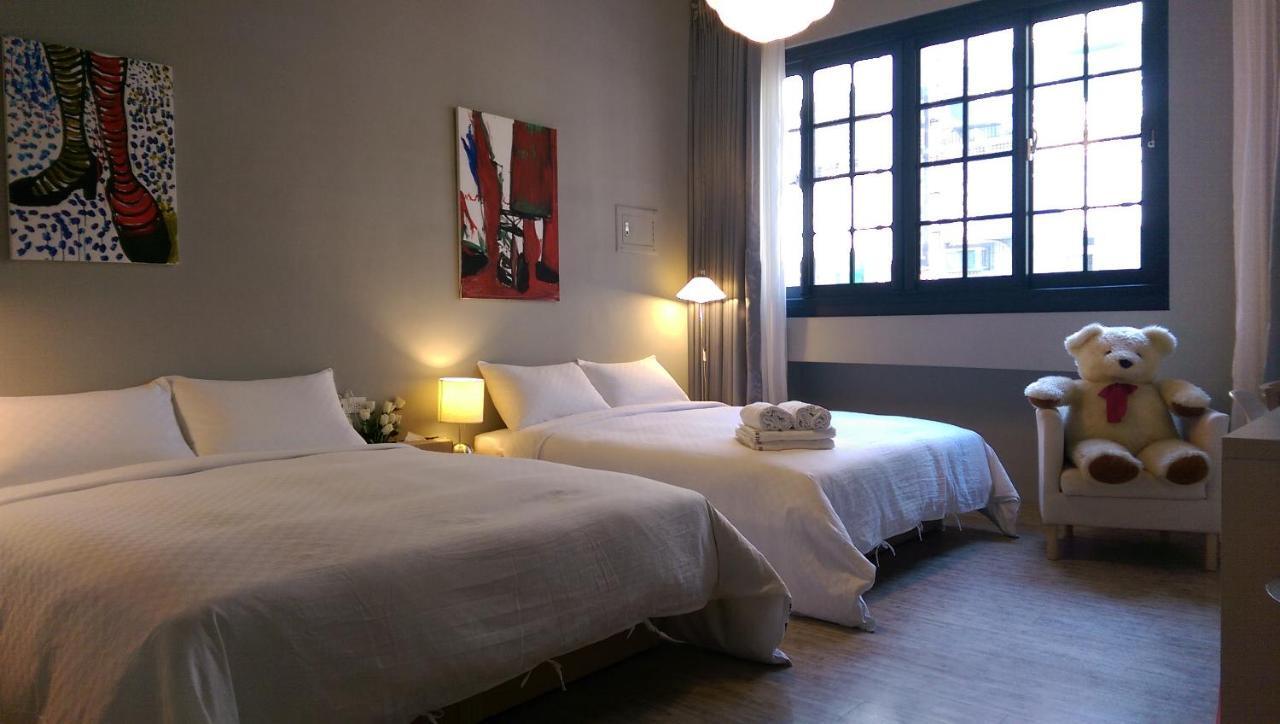 Leo 111/Arena Ruifeng Hotel Kaohsiung Buitenkant foto